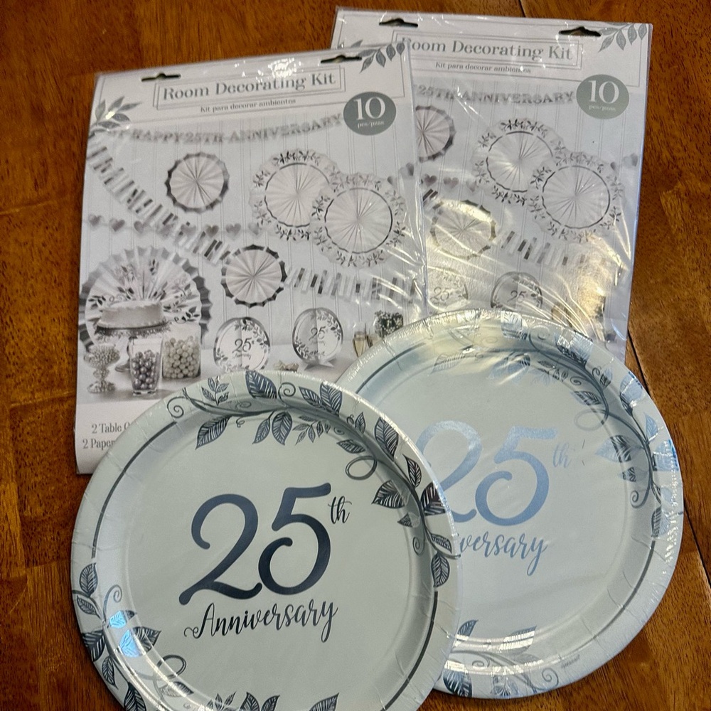 25th Anniversary Party Decoration Kit & Dinner Plates - Silver -NWT